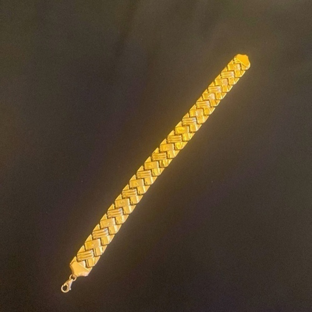 Gold Braclet “star” solid yellow gold unisex white tag beautiful piece . - Picture 2 of 8